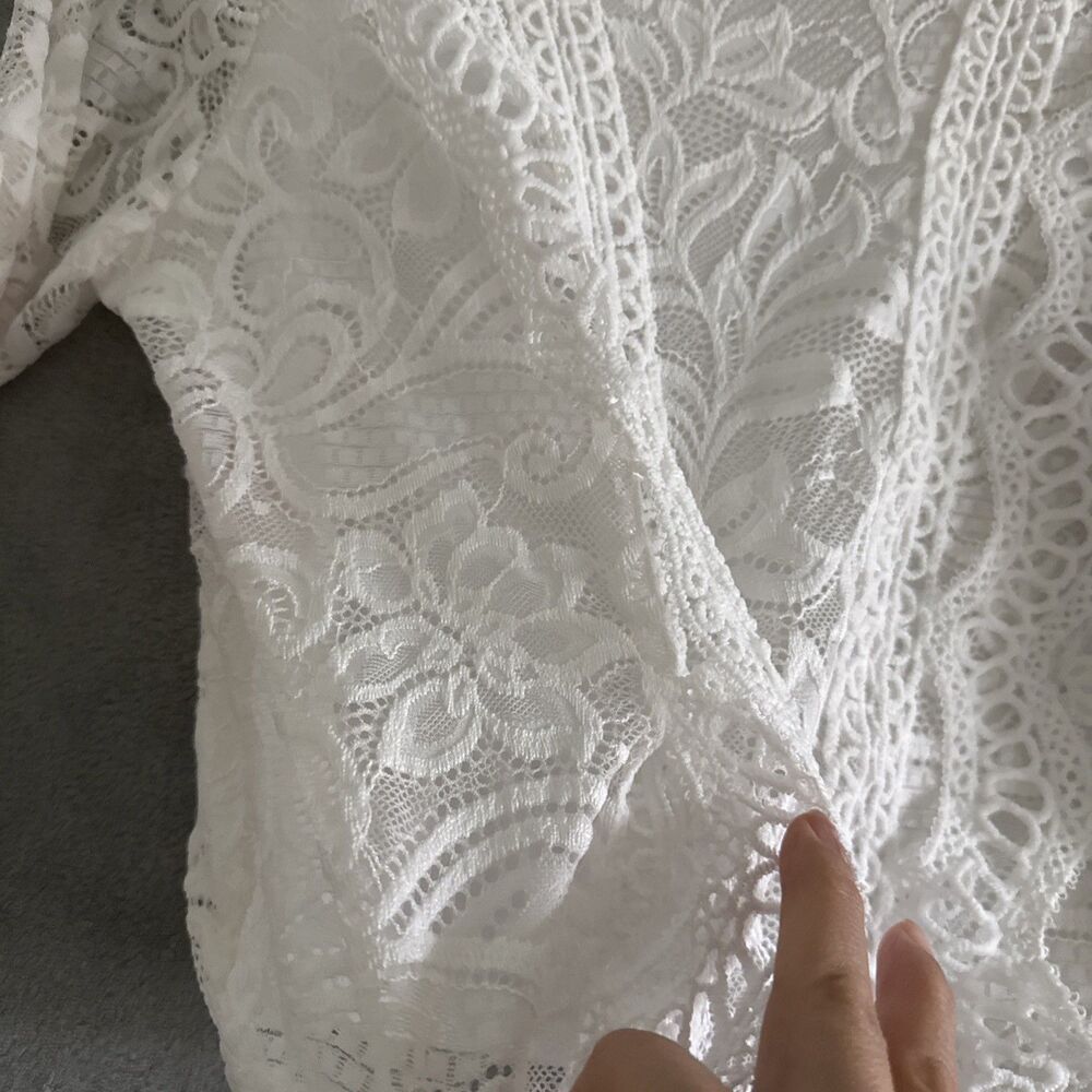 Women's White Lace Blouse Crop Top Women’s Sz S White Ruffle Boho Cottage Praire - Picture 9 of 15